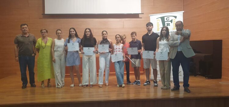 El IES Mario López, reconocido en los premios a los mejores expedientes académicos Premios a los mejores expedientes académicos